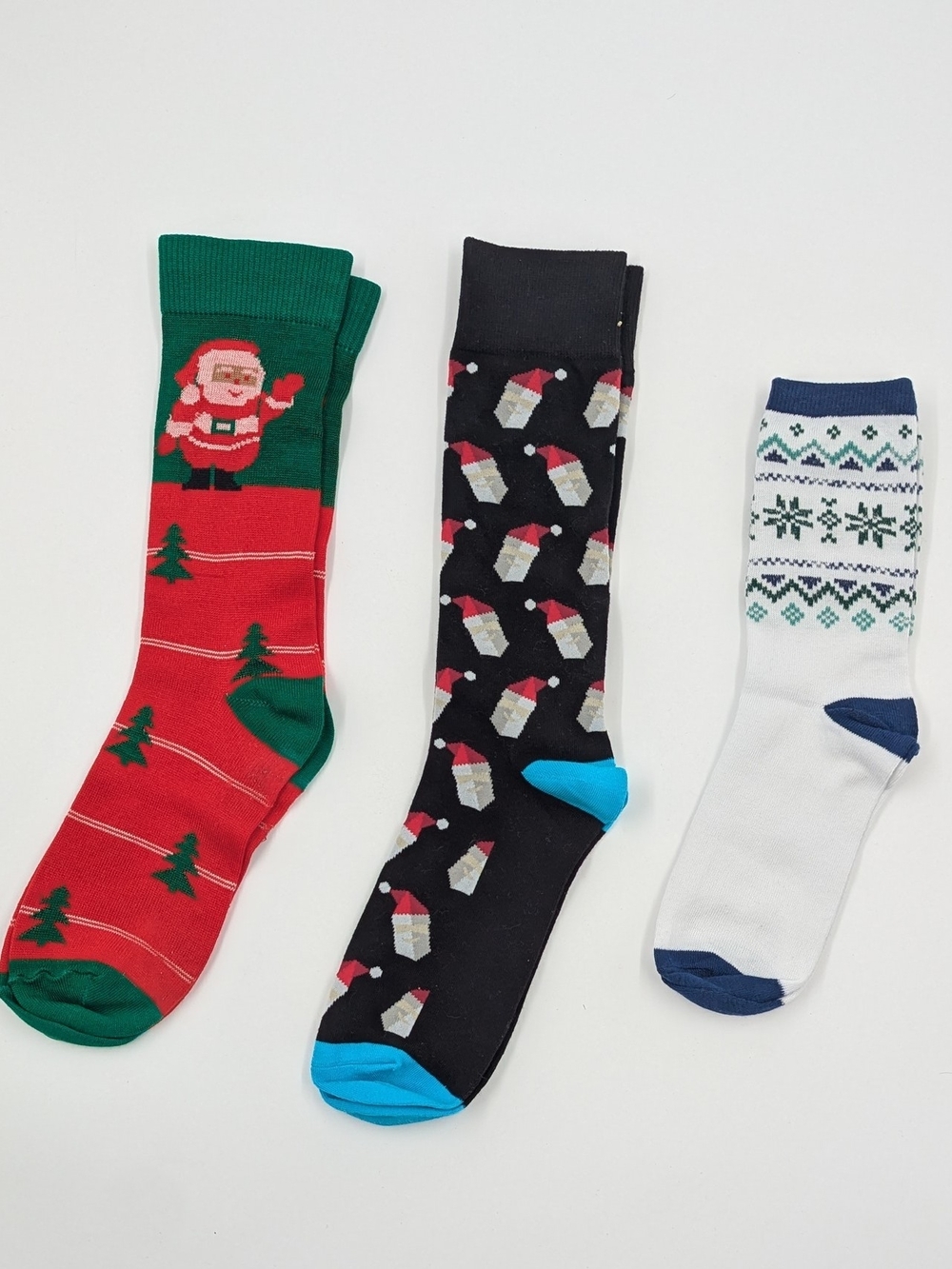 Holiday Pattern Women's Crew Socks - Red, Black, White